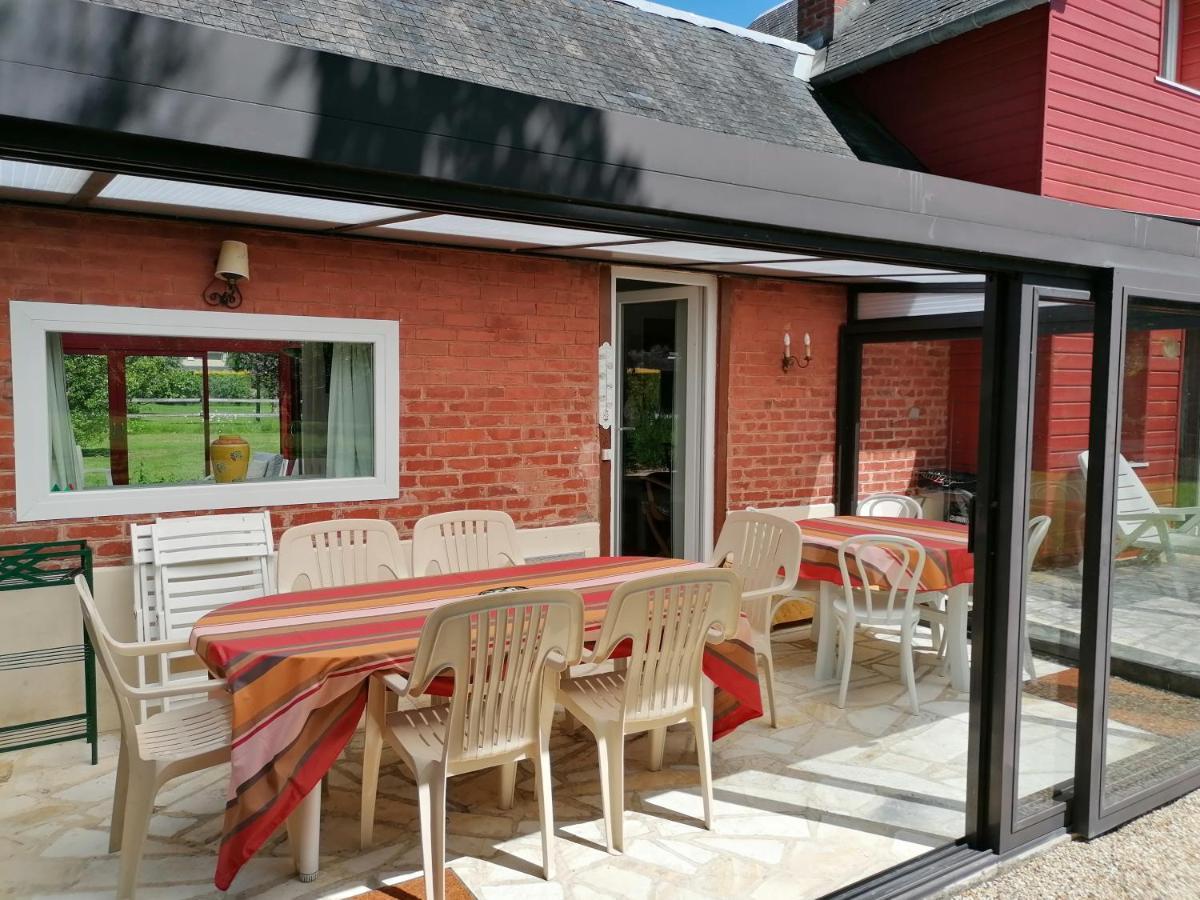 Commes Maison De Campagne Lumineuse Spacieuse Dans Impasse Au Calme A Proximite D'Un Chateau Deux Verandas Grand Jardin Cabane Pour Velos, Pres Port En Bessin Et Bayeux, Proche Plages Du Debarquement מראה חיצוני תמונה