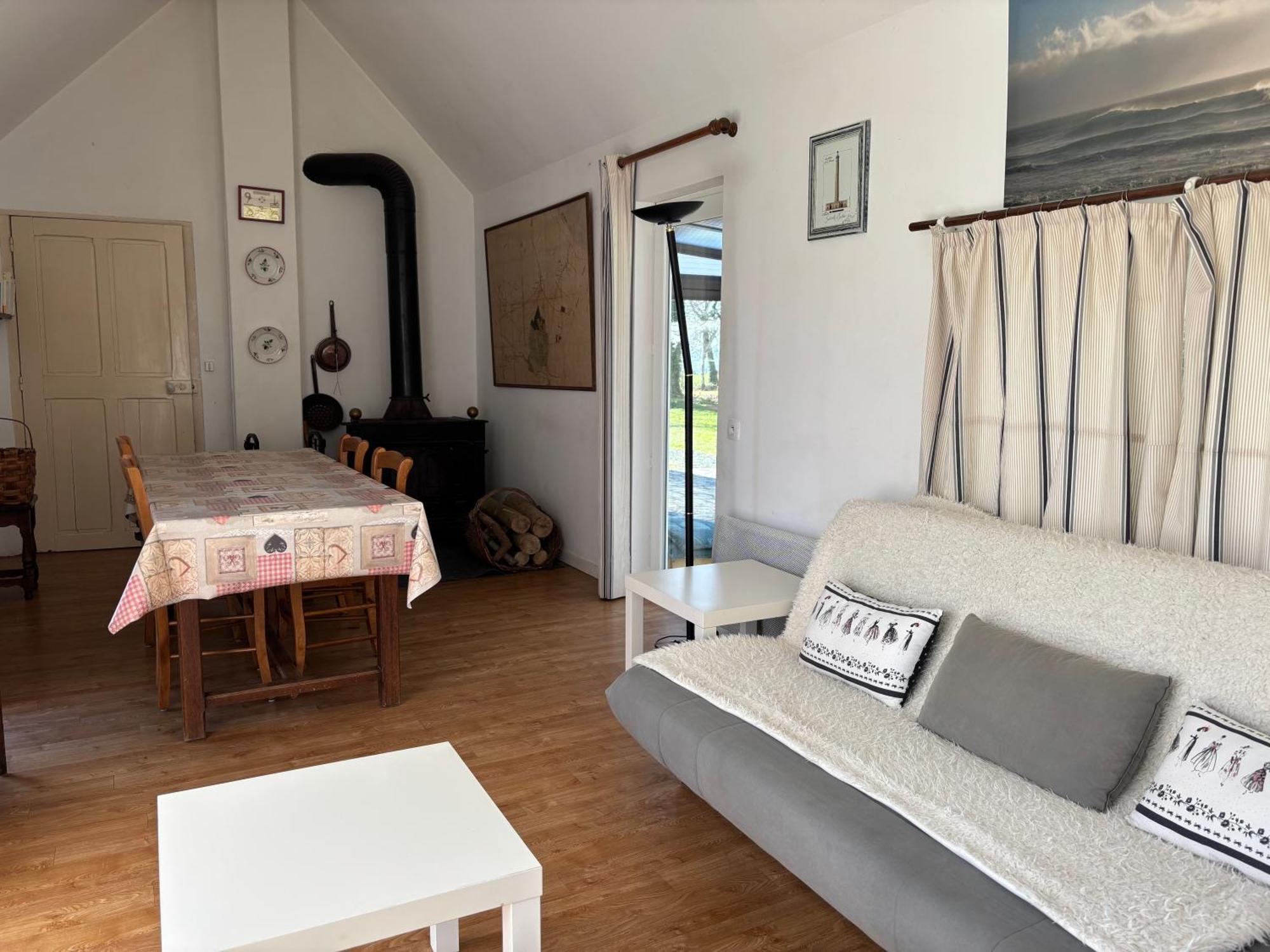 Commes Maison De Campagne Lumineuse Spacieuse Dans Impasse Au Calme A Proximite D'Un Chateau Deux Verandas Grand Jardin Cabane Pour Velos, Pres Port En Bessin Et Bayeux, Proche Plages Du Debarquement מראה חיצוני תמונה